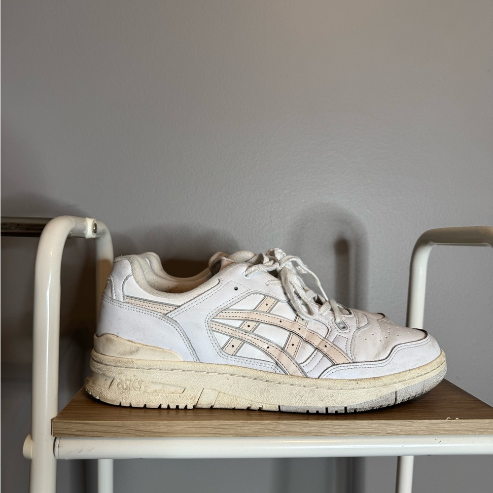 ASICS Classic White Athletic Shoes